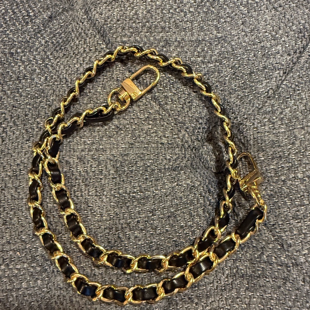 Elegant Unbranded Gold and Black Chain Strap